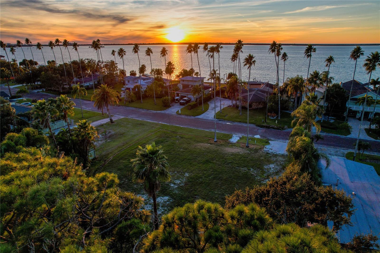 1645 SANTA BARBARA DR, DUNEDIN, FL