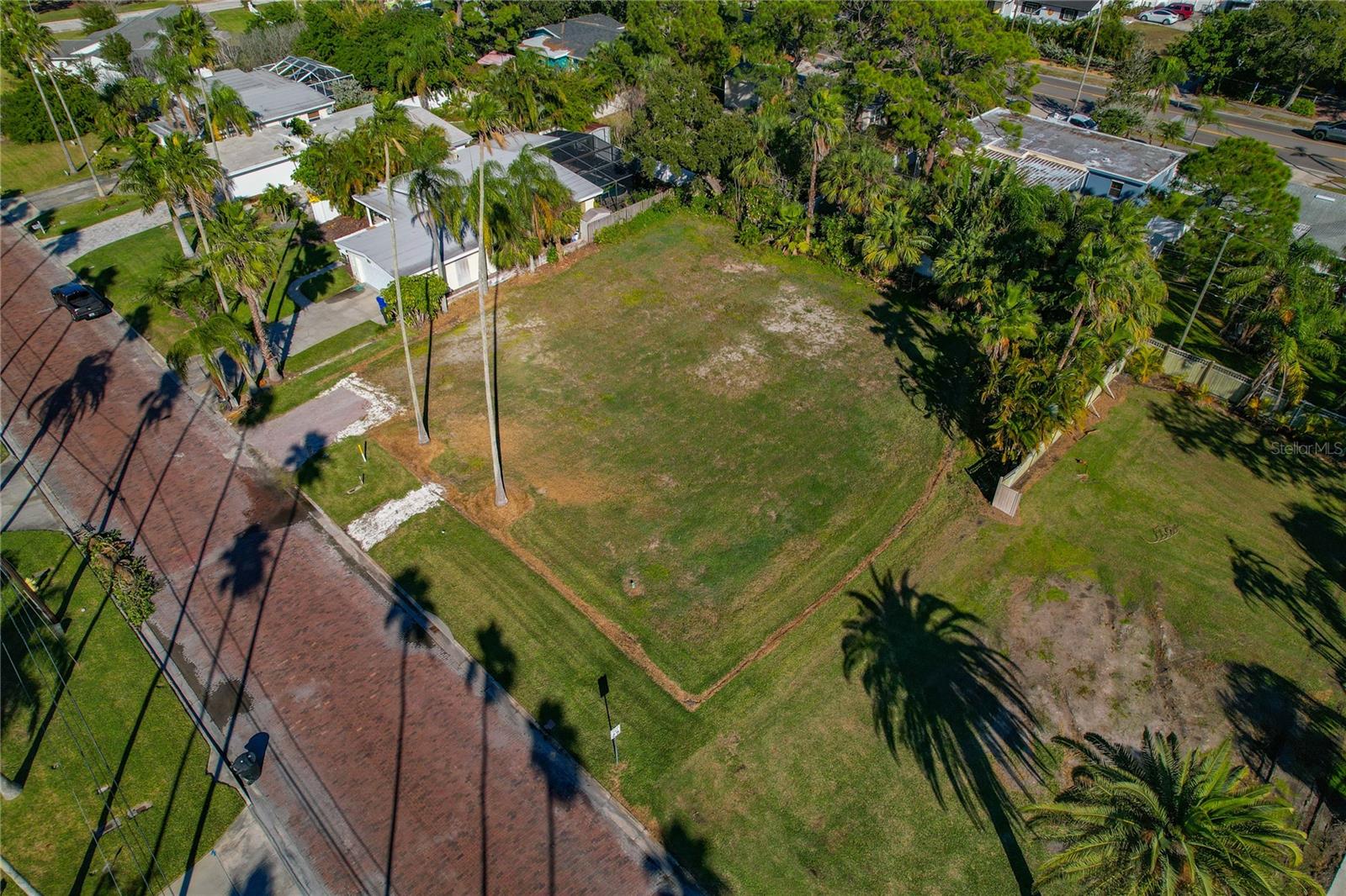 1645 SANTA BARBARA DR, DUNEDIN, FL — photo 12