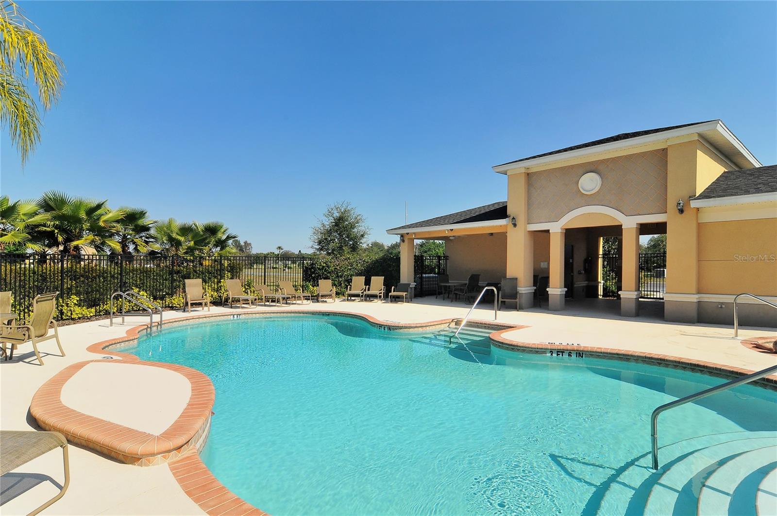 1218 GRANTHAM DR, SARASOTA, FL — photo 39