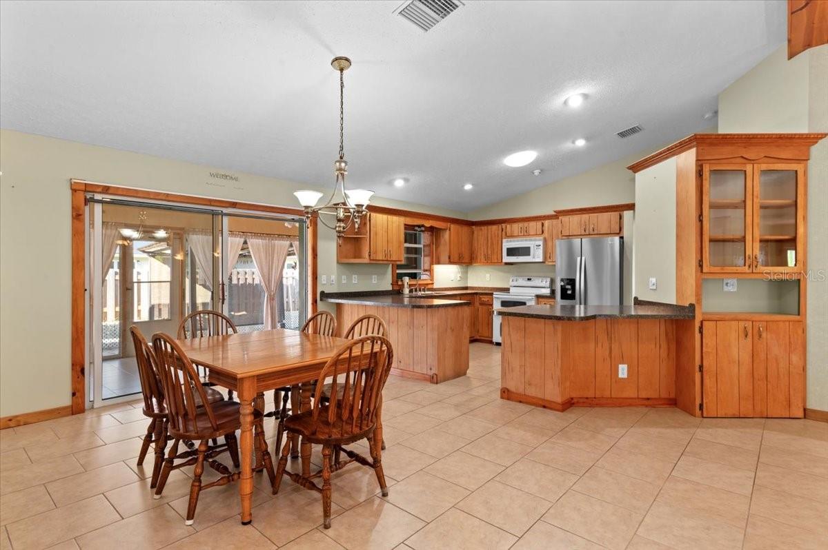 1560 INGRAM AVE, SARASOTA, FL — photo 10