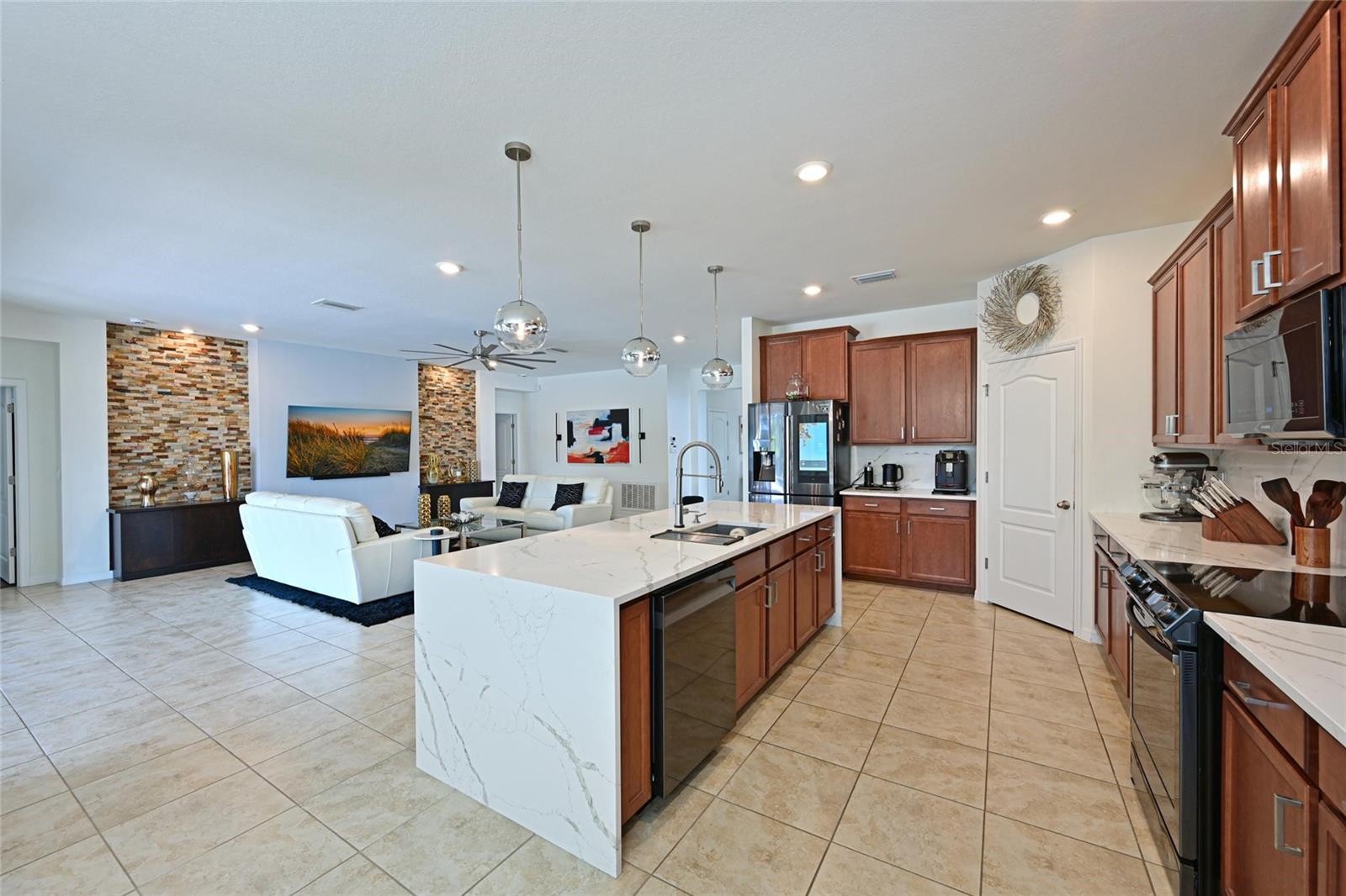 2811 130TH AVE E, PARRISH, FL — photo 15