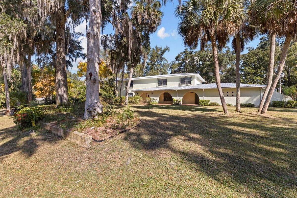 155 S COURT ST, BRONSON, FL — photo 2