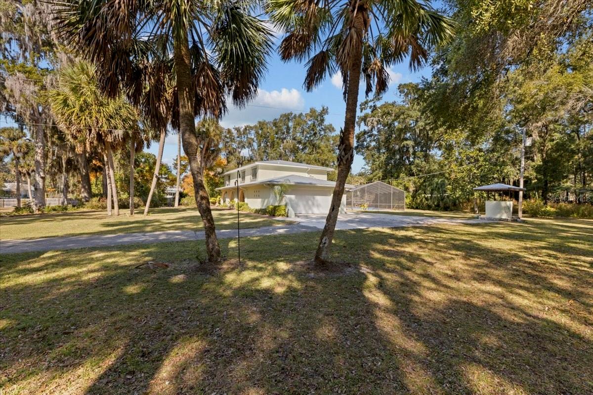 155 S COURT ST, BRONSON, FL — photo 5