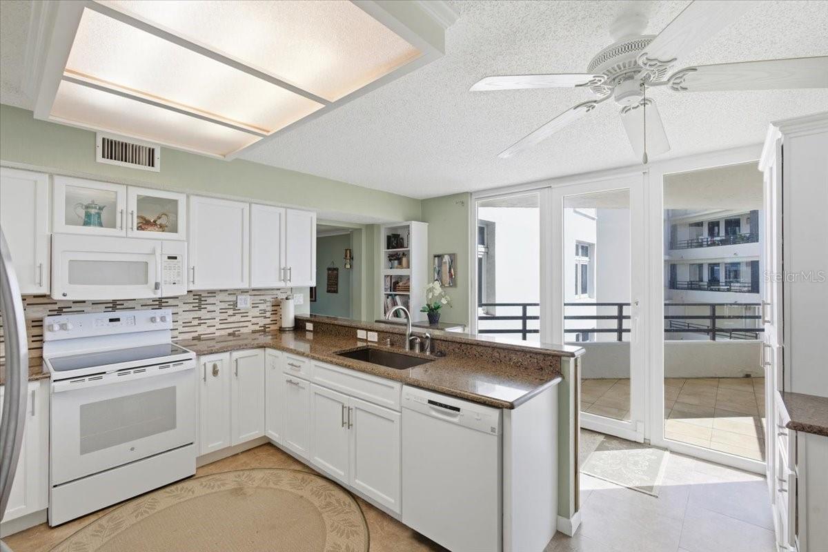 395 S ATLANTIC AVE #501, ORMOND BEACH, FL — photo 11