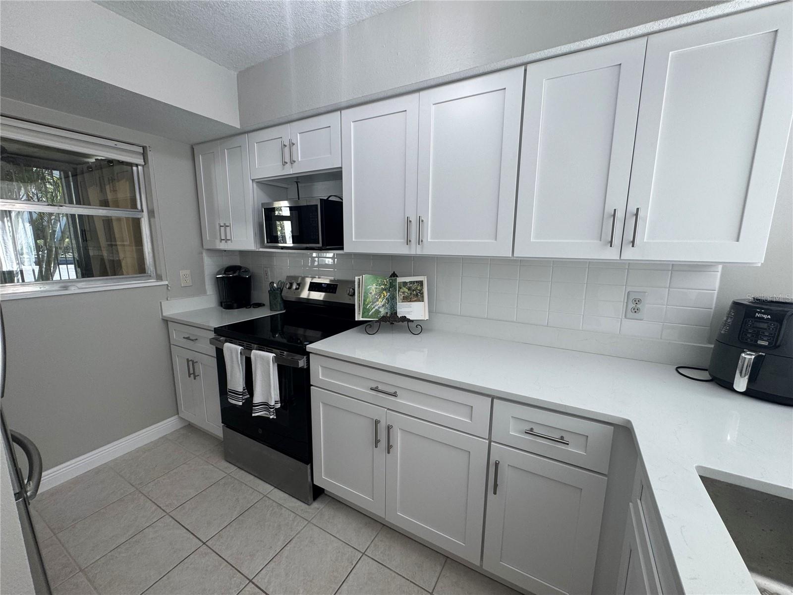 621 WINDRUSH BAY DR #621, TARPON SPRINGS, FL — photo 16
