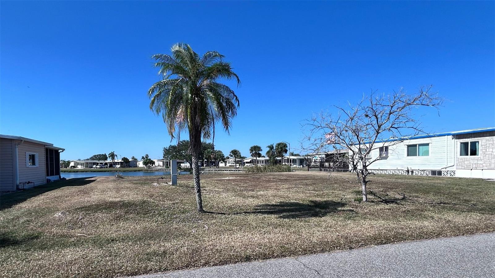 518 IMPERIAL DR, NORTH PORT, FL — photo 4