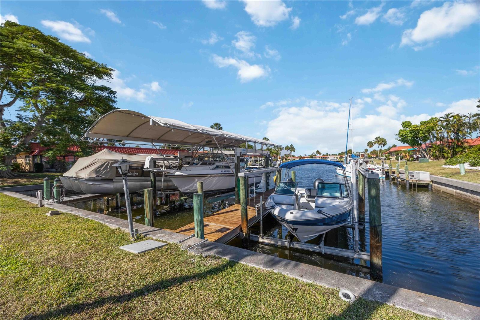 9608 VALENCIA CV, BRADENTON, FL