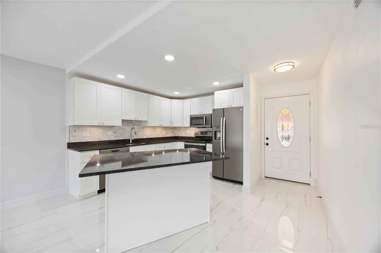 9608 VALENCIA CV, BRADENTON, FL — photo 8