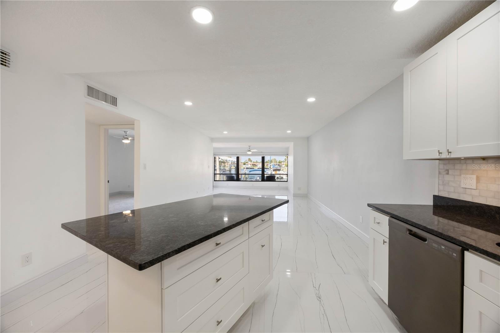 9608 VALENCIA CV, BRADENTON, FL — photo 14