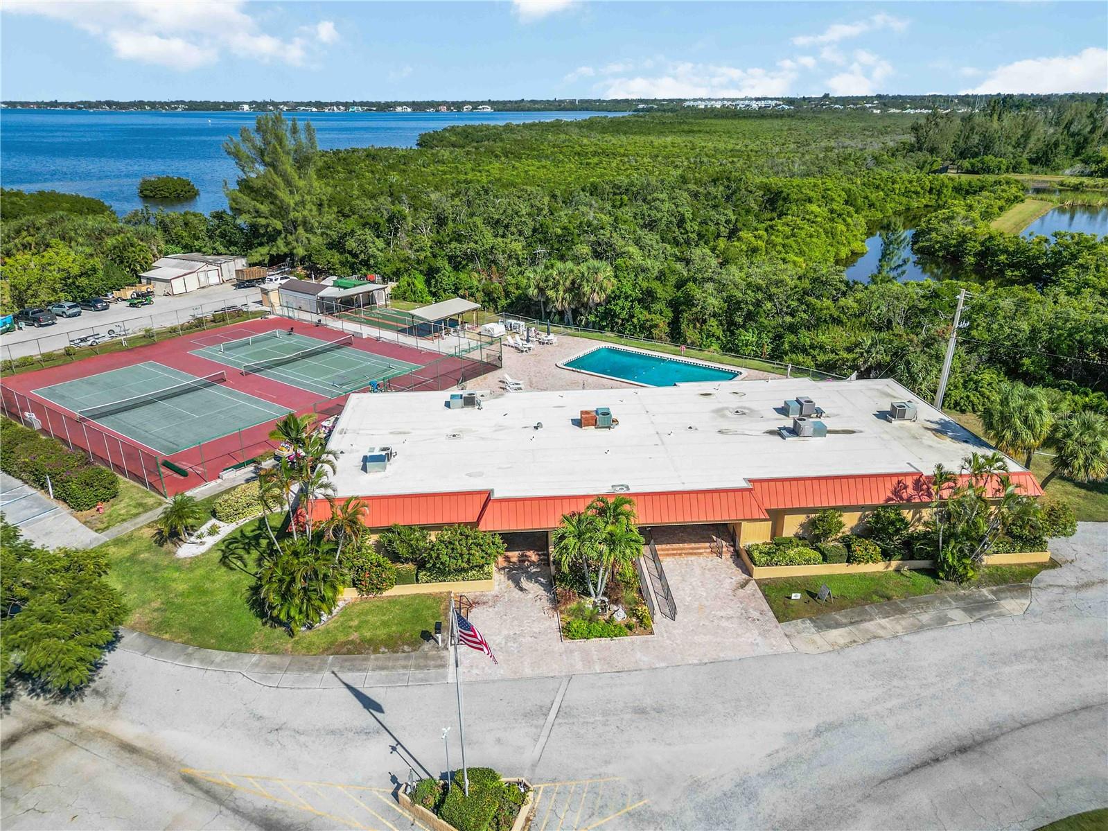 9608 VALENCIA CV, BRADENTON, FL — photo 43