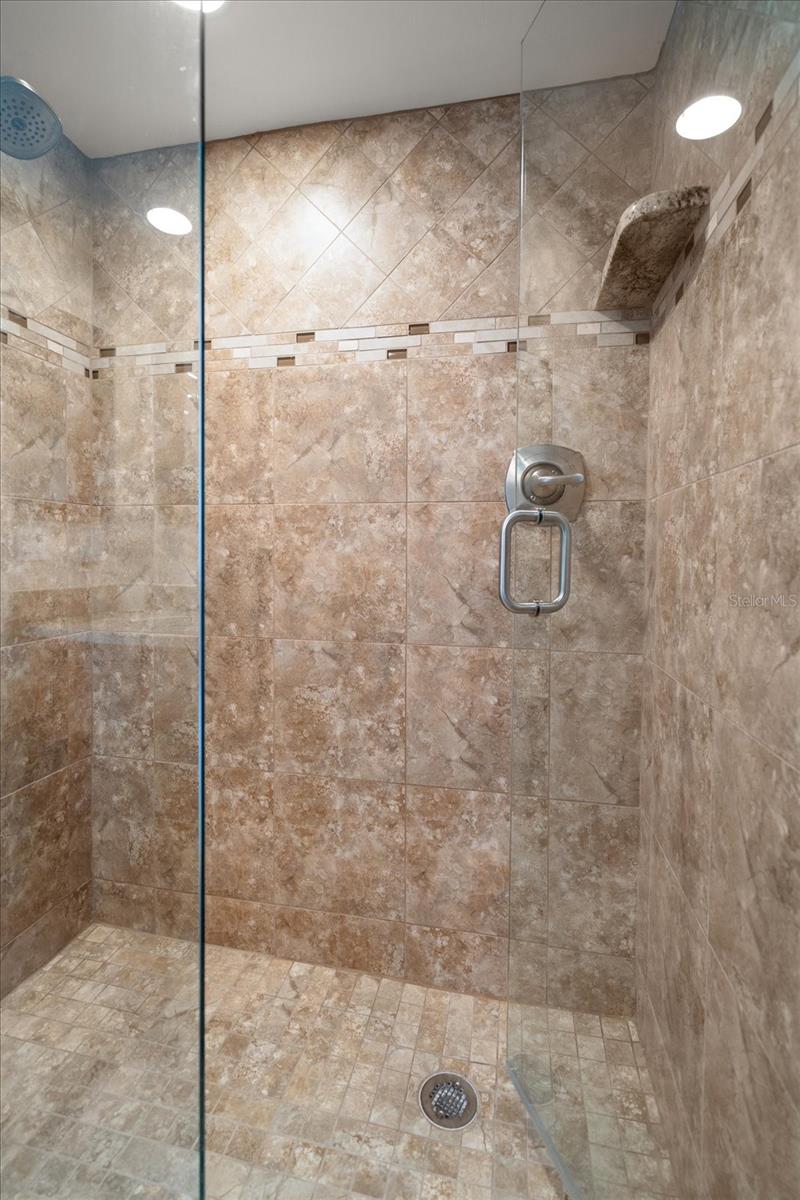 400 ISLAND WAY #901, CLEARWATER BEACH, FL — photo 23