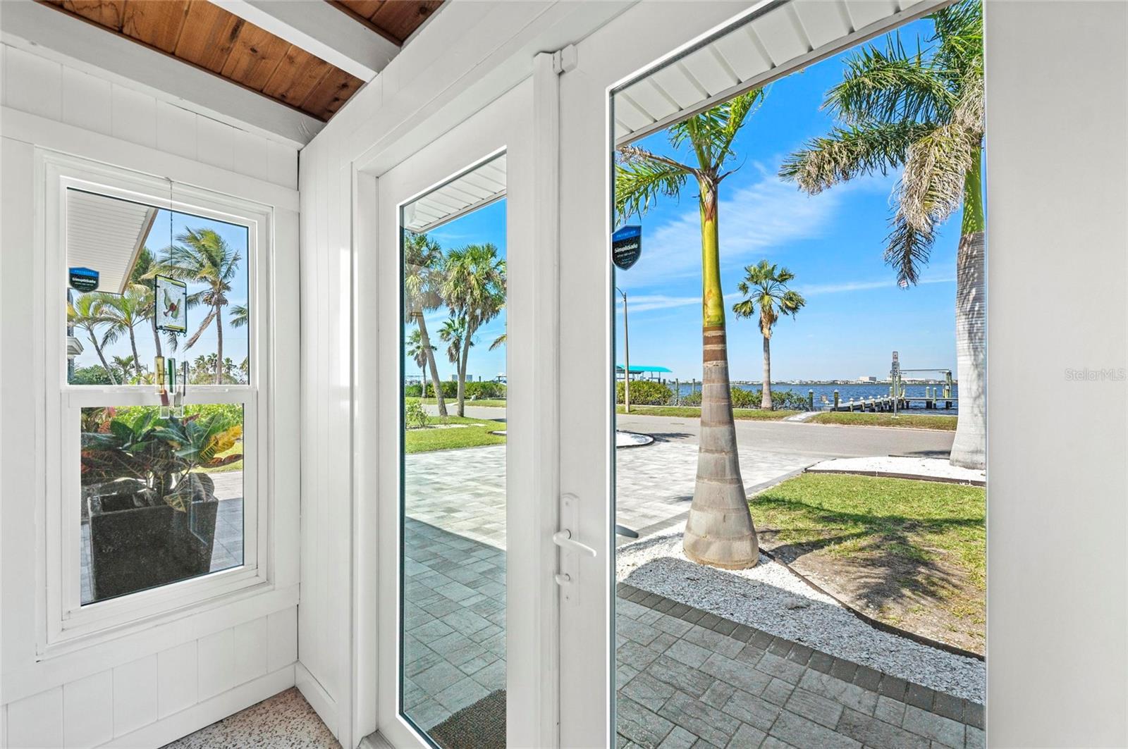 2014 RIVERSIDE DR E, BRADENTON, FL — photo 11