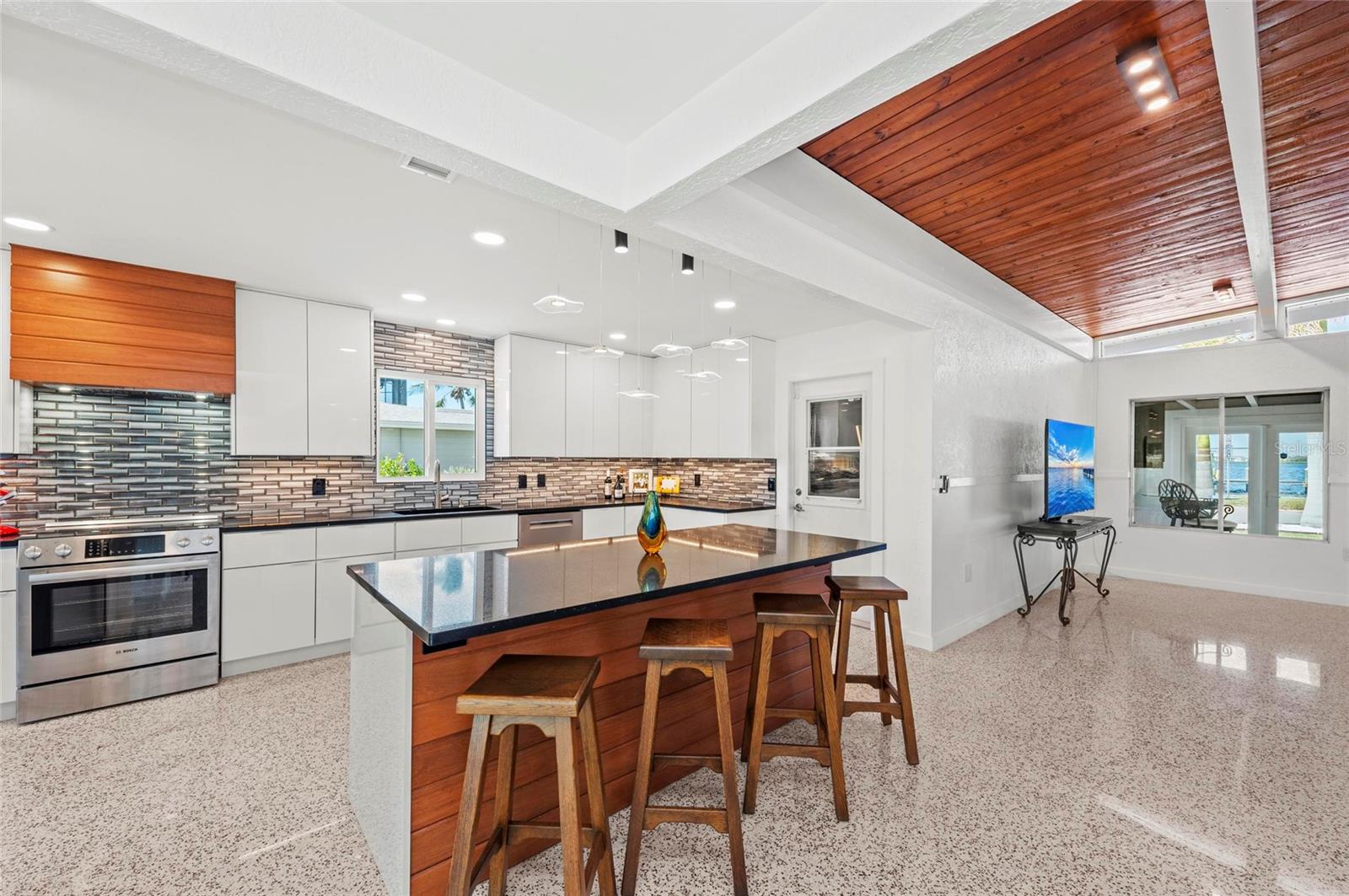 2014 RIVERSIDE DR E, BRADENTON, FL — photo 29