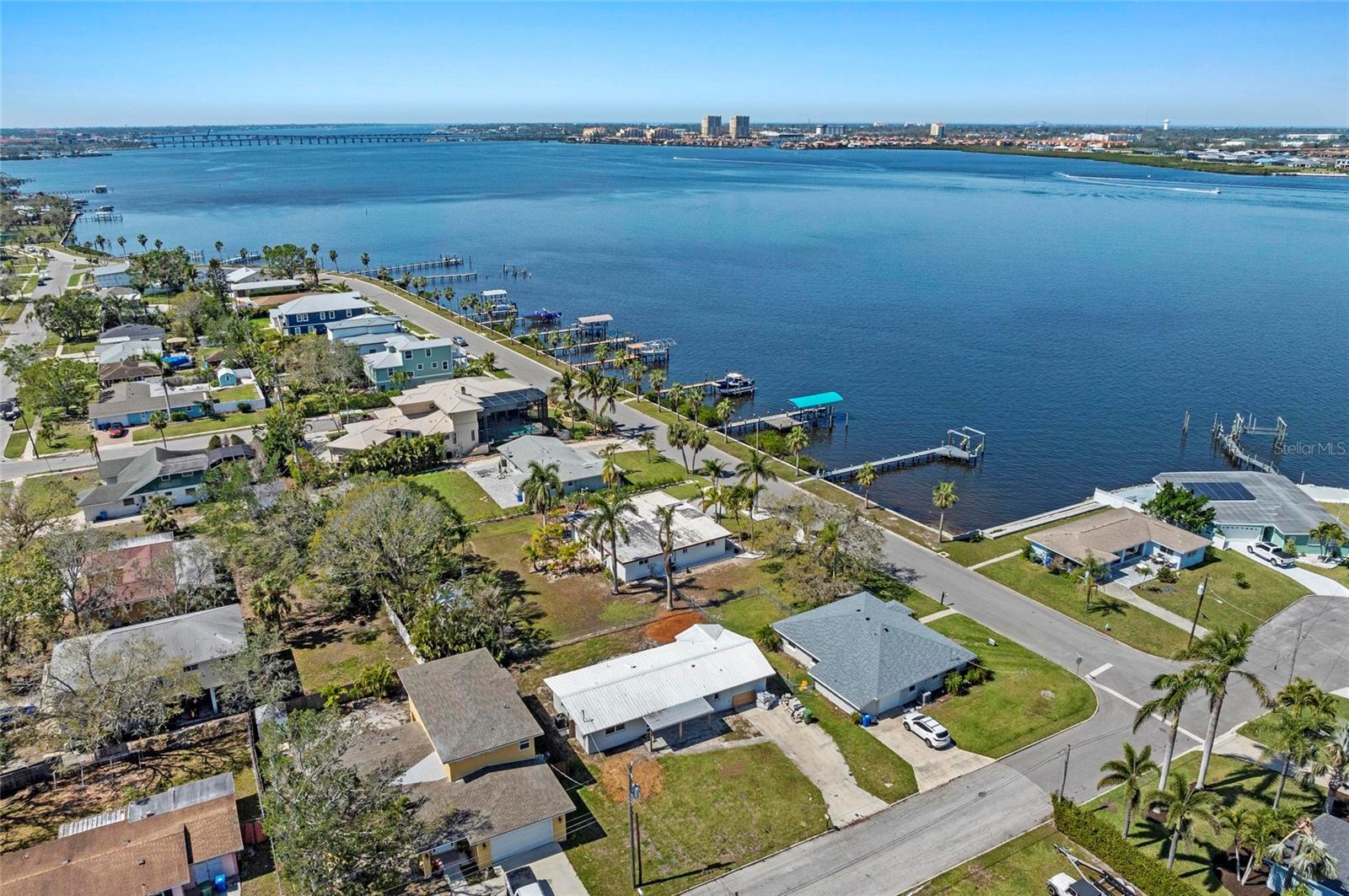 2014 RIVERSIDE DR E, BRADENTON, FL — photo 52