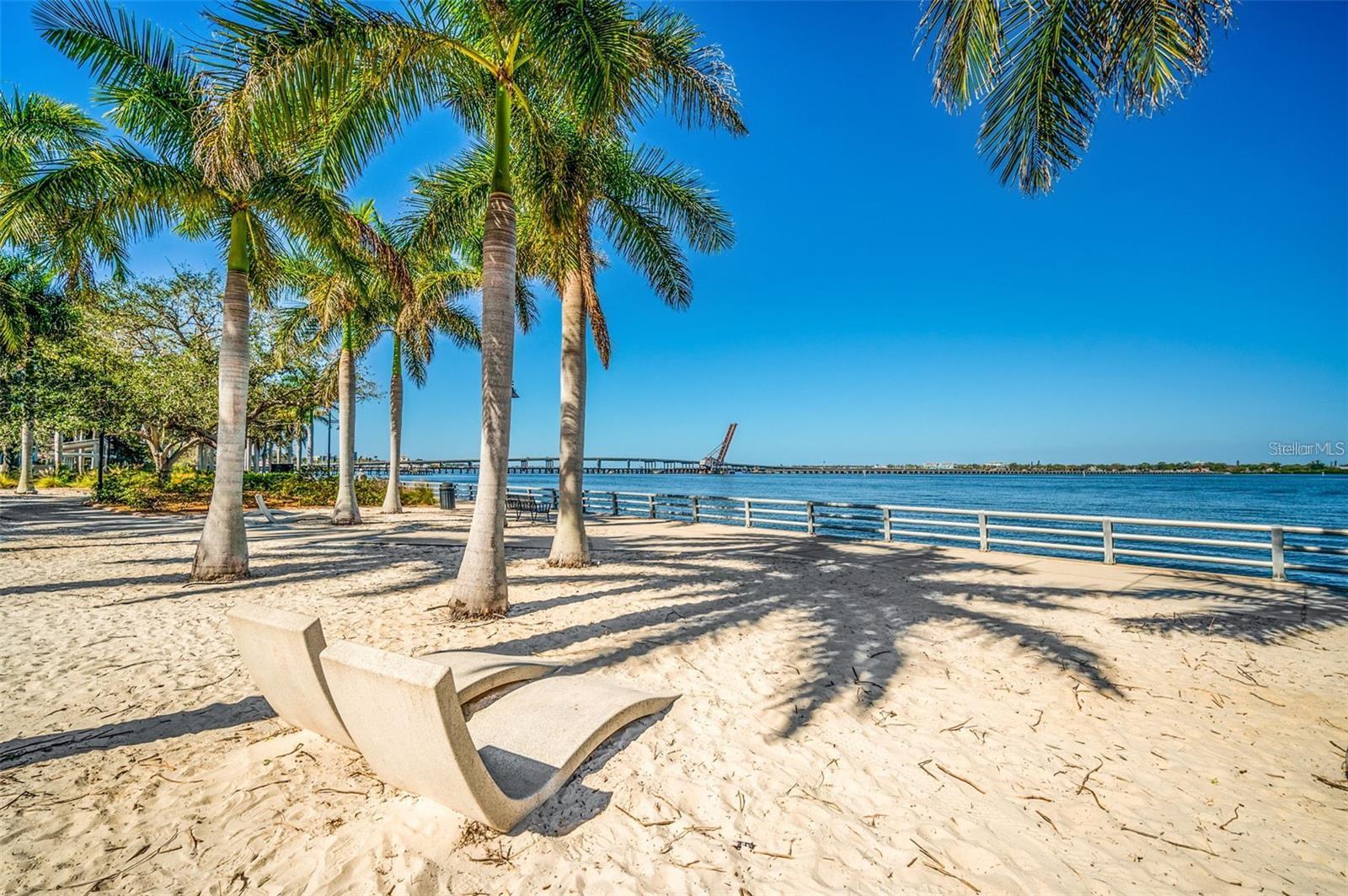 2014 RIVERSIDE DR E, BRADENTON, FL — photo 57