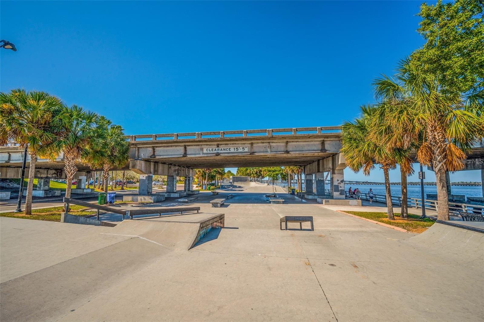 2014 RIVERSIDE DR E, BRADENTON, FL — photo 62