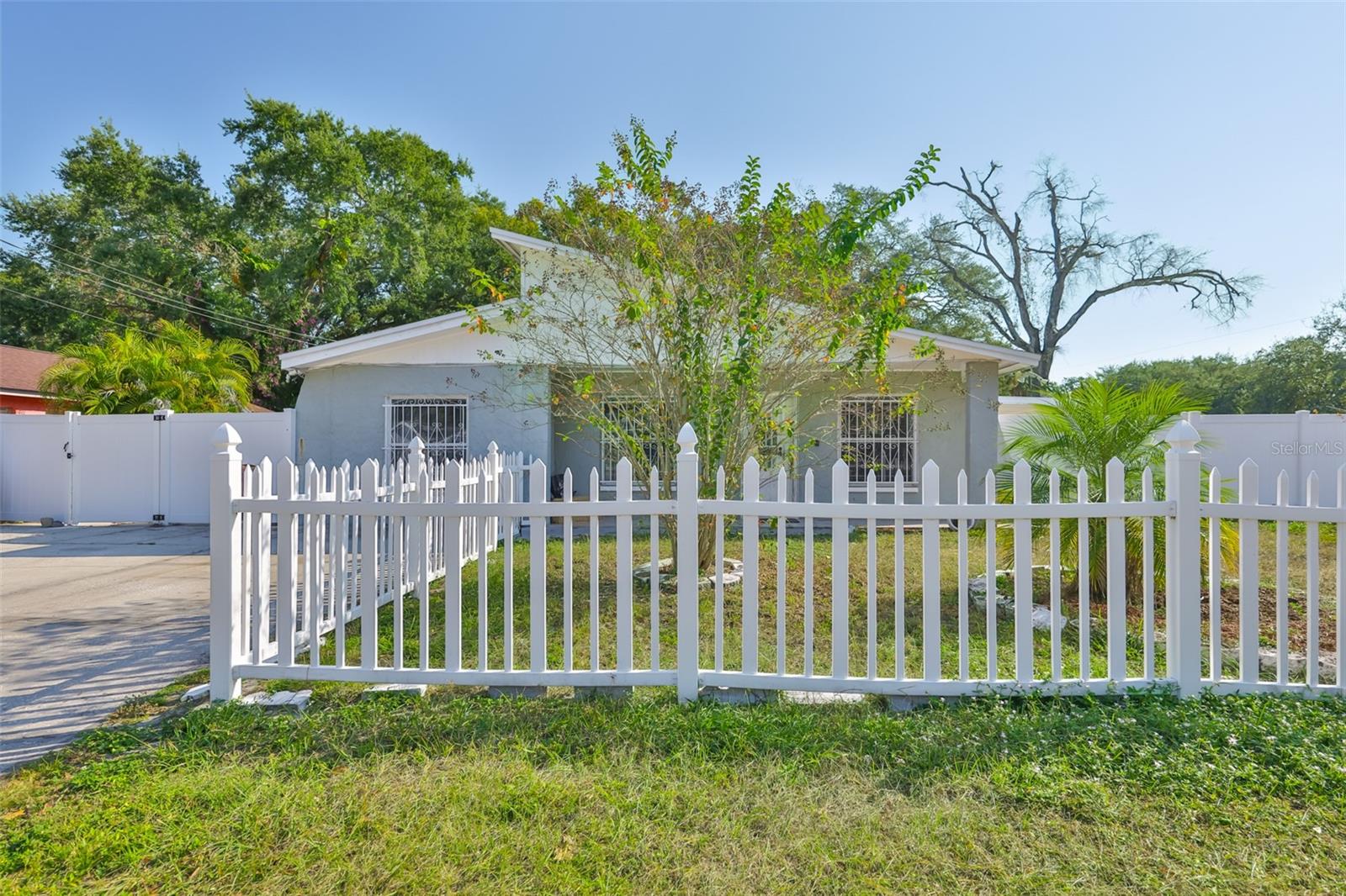 3901 N CLEARFIELD AVE, TAMPA, FL — photo 4