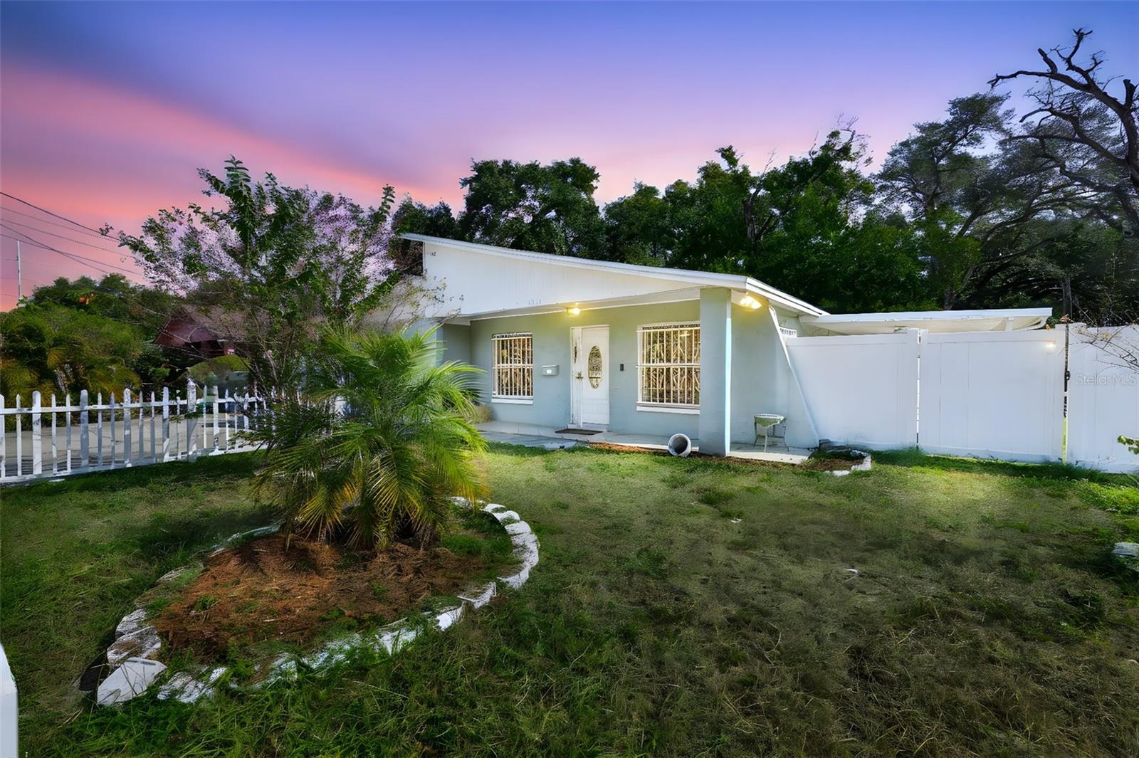 3901 N CLEARFIELD AVE, TAMPA, FL — photo 9