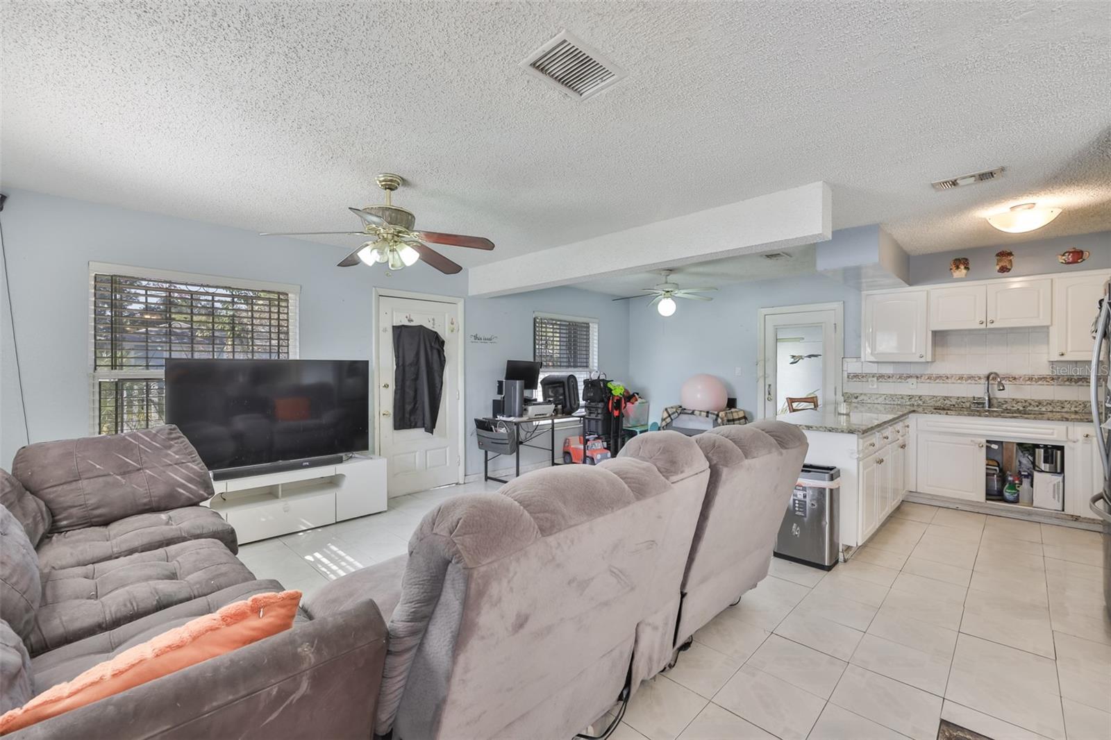 3901 N CLEARFIELD AVE, TAMPA, FL — photo 21