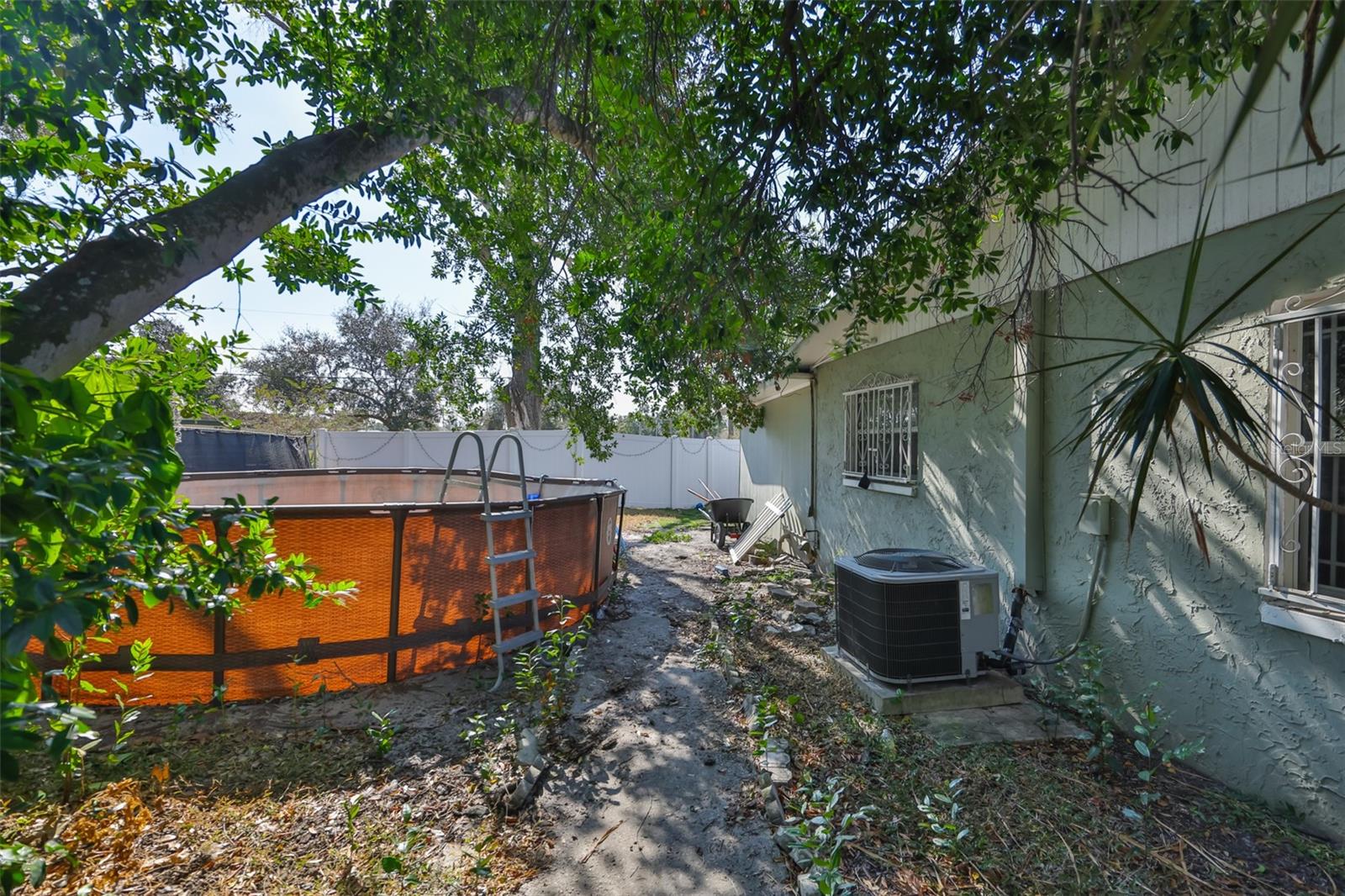 3901 N CLEARFIELD AVE, TAMPA, FL — photo 57