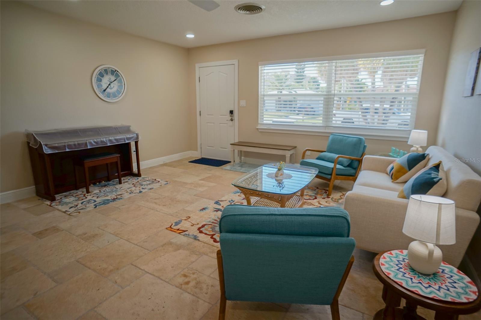 929 LANTANA AVE, CLEARWATER BEACH, FL — photo 4