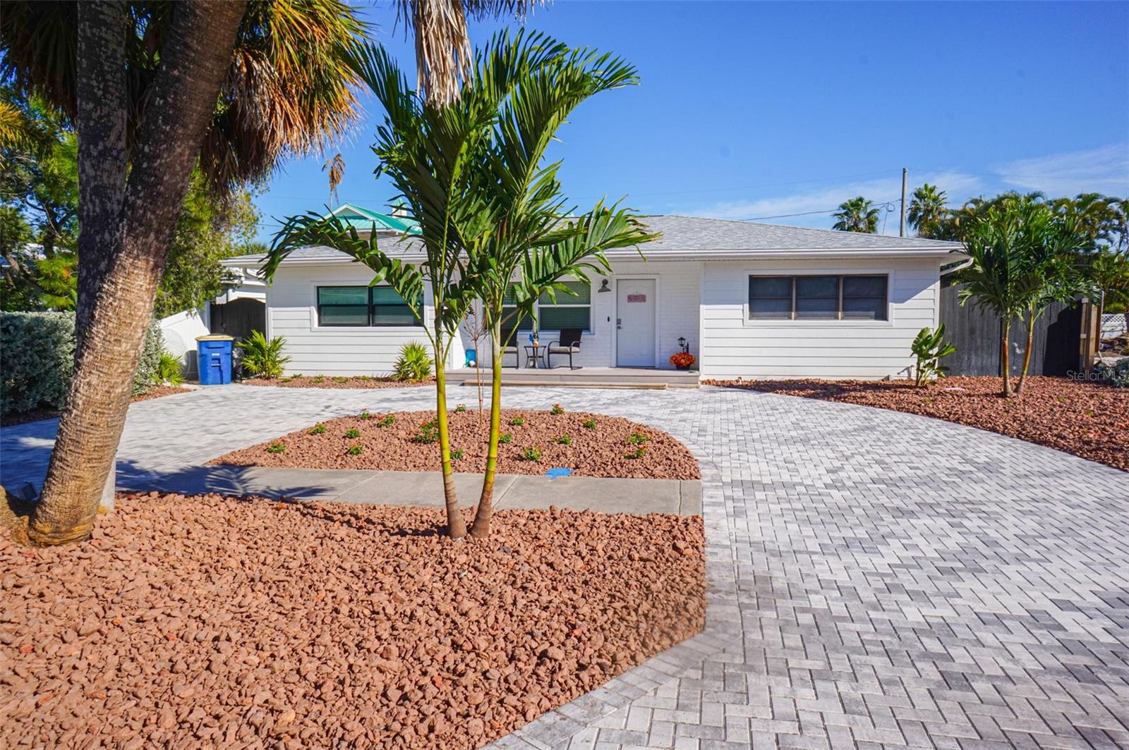 929 LANTANA AVE, CLEARWATER BEACH, FL — photo 43