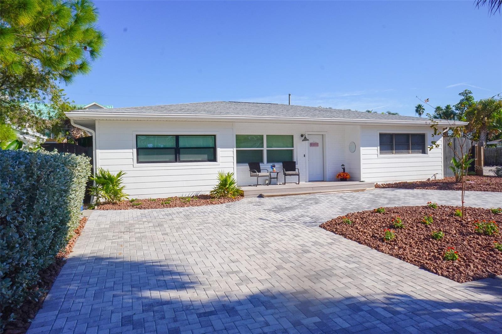 929 LANTANA AVE, CLEARWATER BEACH, FL — photo 44