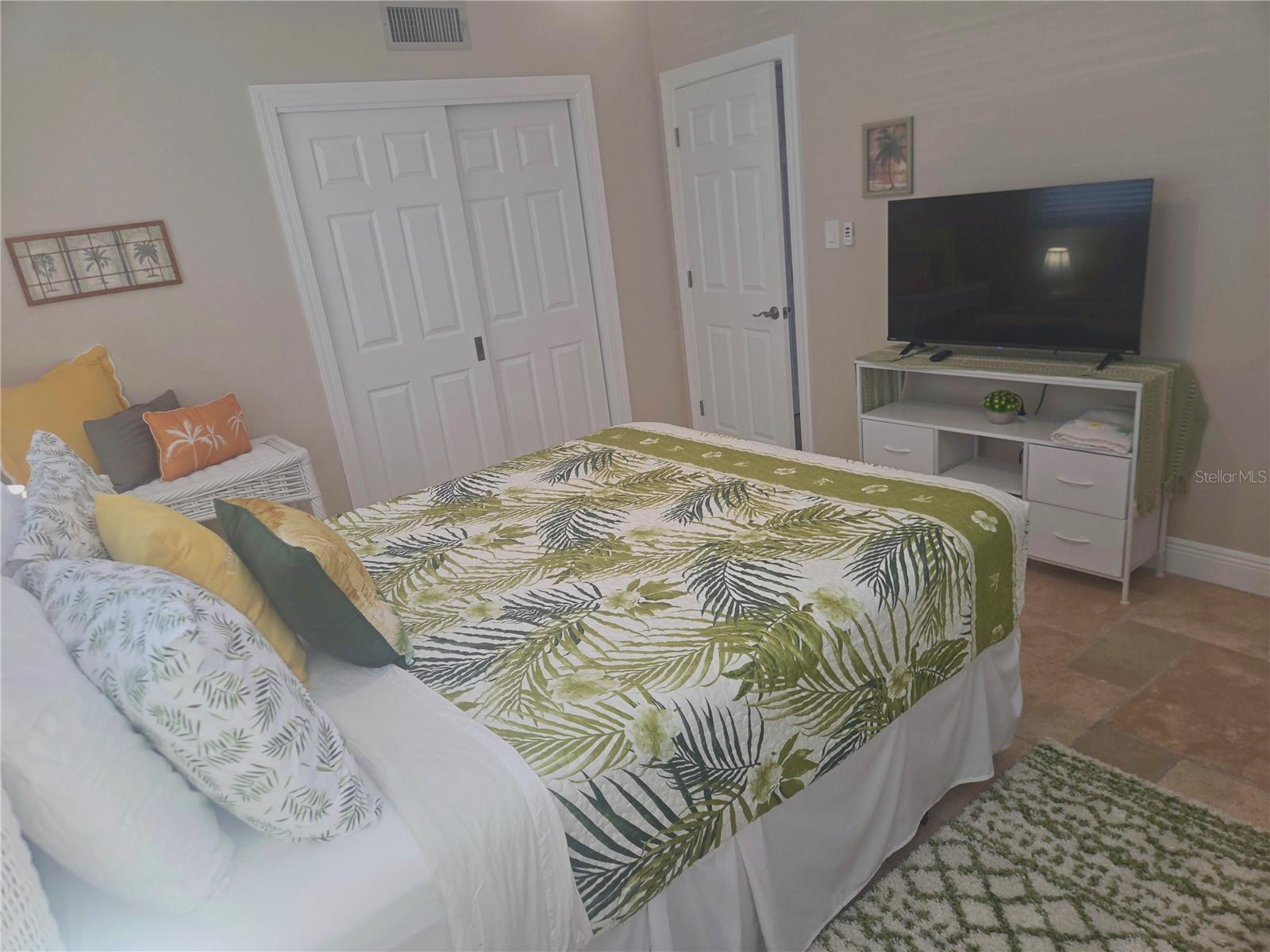 929 LANTANA AVE, CLEARWATER BEACH, FL — photo 25