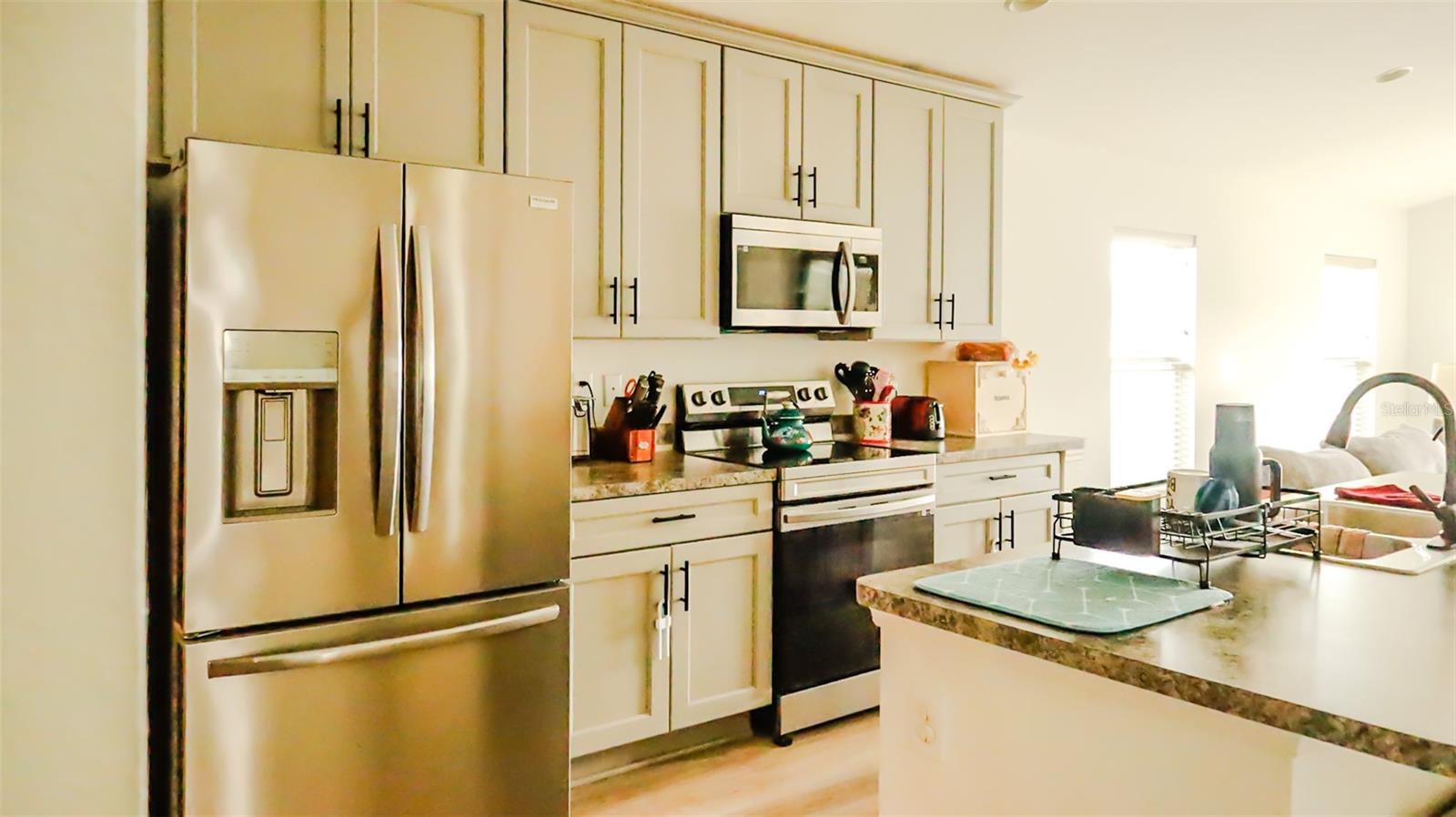 1317 KESTREL CT, AVON PARK, FL — photo 2