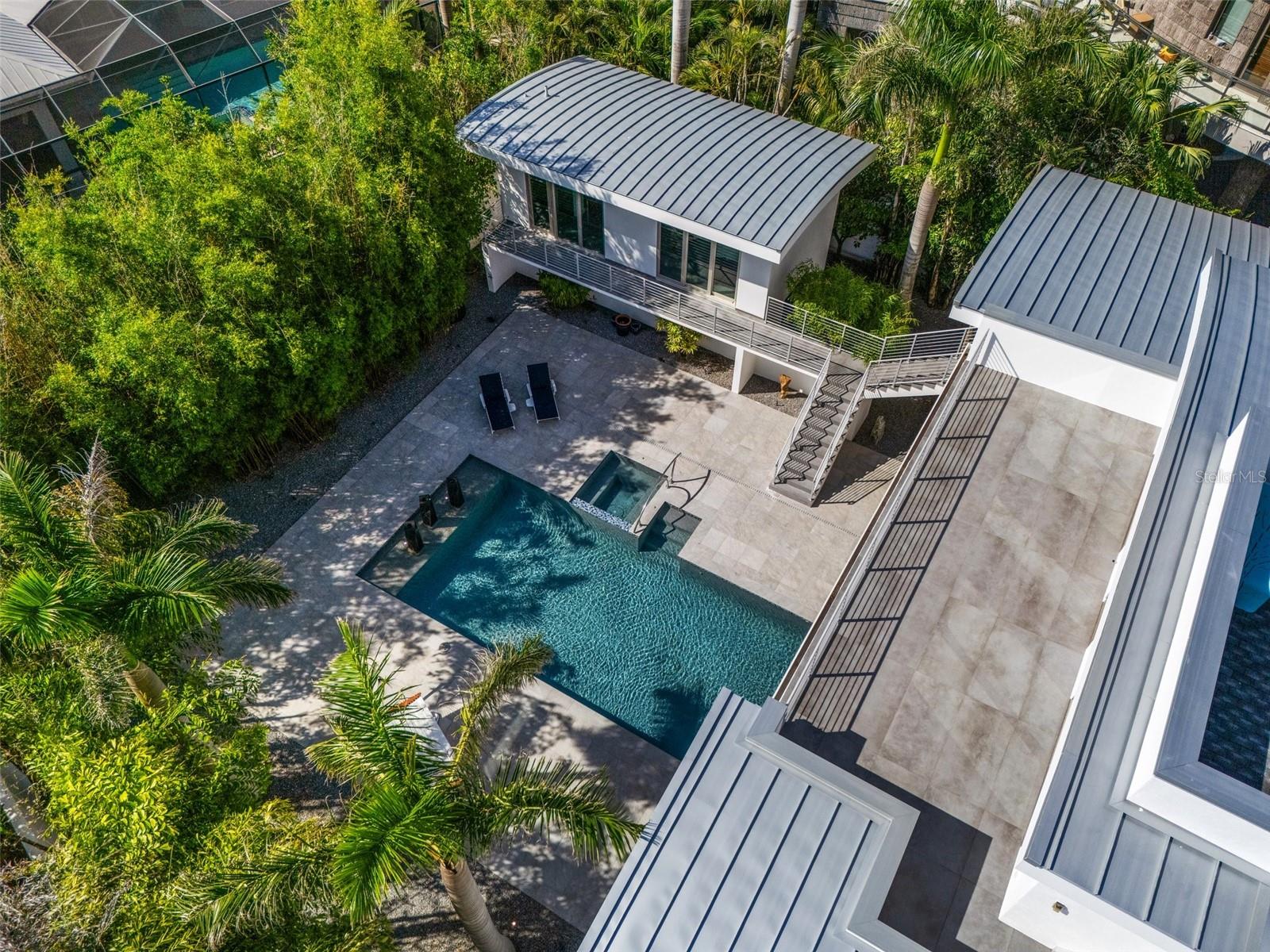 1365 HARBOR DR, SARASOTA, FL — photo 48