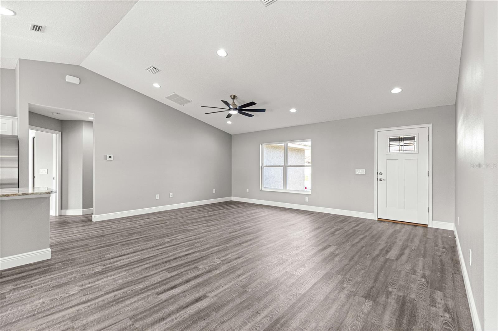 8276 SE 158TH ST, SUMMERFIELD, FL — photo 12