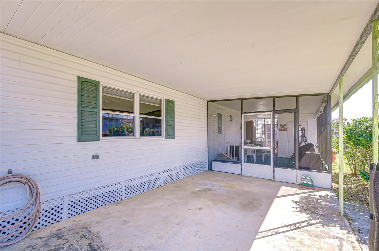 35132 ZEPHYR SHORES DR, ZEPHYRHILLS, FL — photo 5