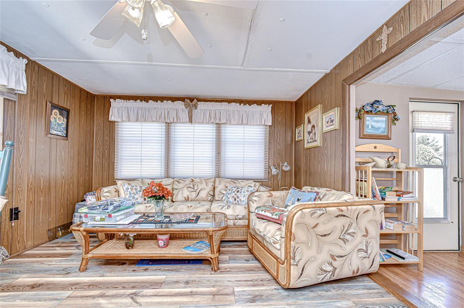 35132 ZEPHYR SHORES DR, ZEPHYRHILLS, FL — photo 22