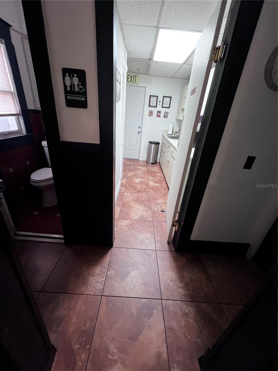 517 W COLONIAL DR, ORLANDO, FL — photo 19