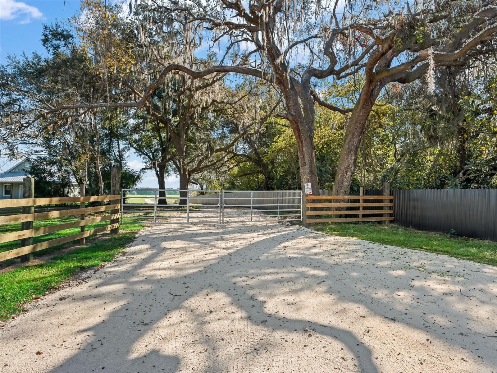 CR 635, BUSHNELL, FL