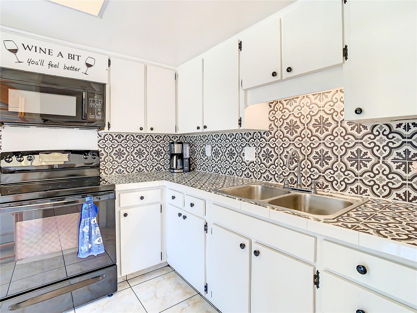 3100 HARTFORD ST N #227, ST PETERSBURG, FL — photo 12