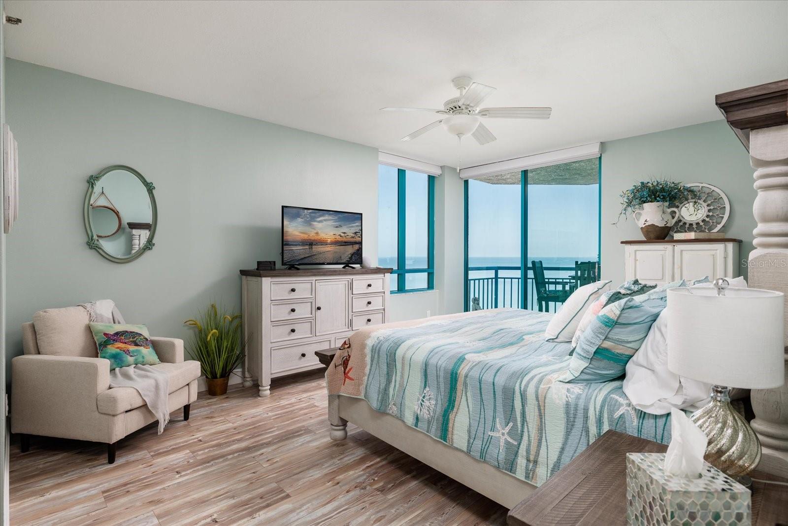 1520 GULF BLVD #1404, CLEARWATER BEACH, FL — photo 24