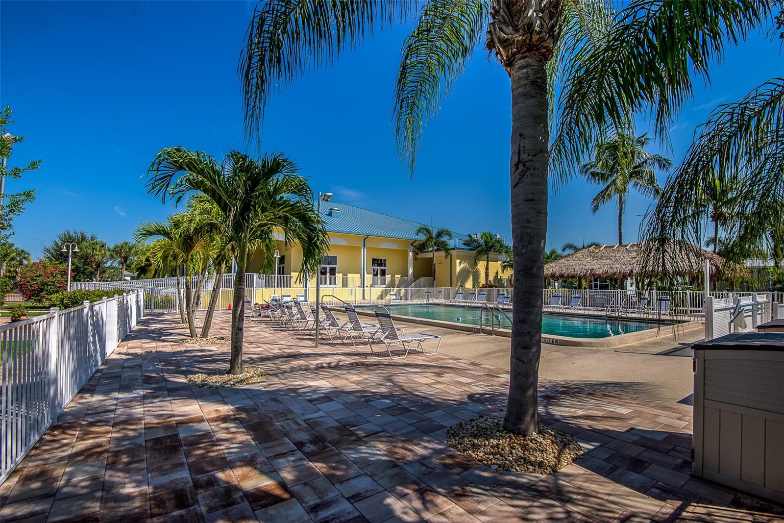2 EMDEN CIR, PUNTA GORDA, FL — photo 103