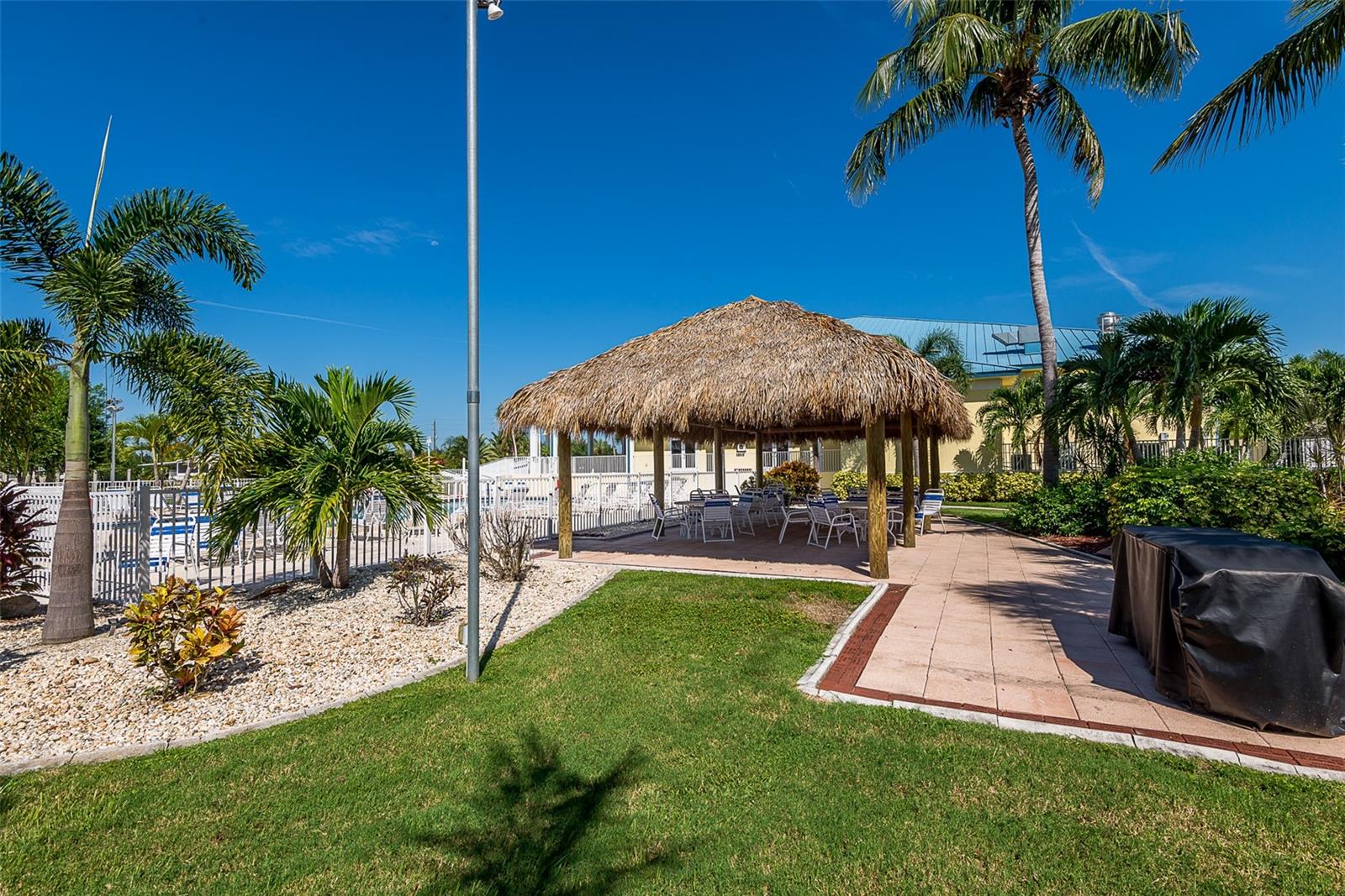 2 EMDEN CIR, PUNTA GORDA, FL — photo 107