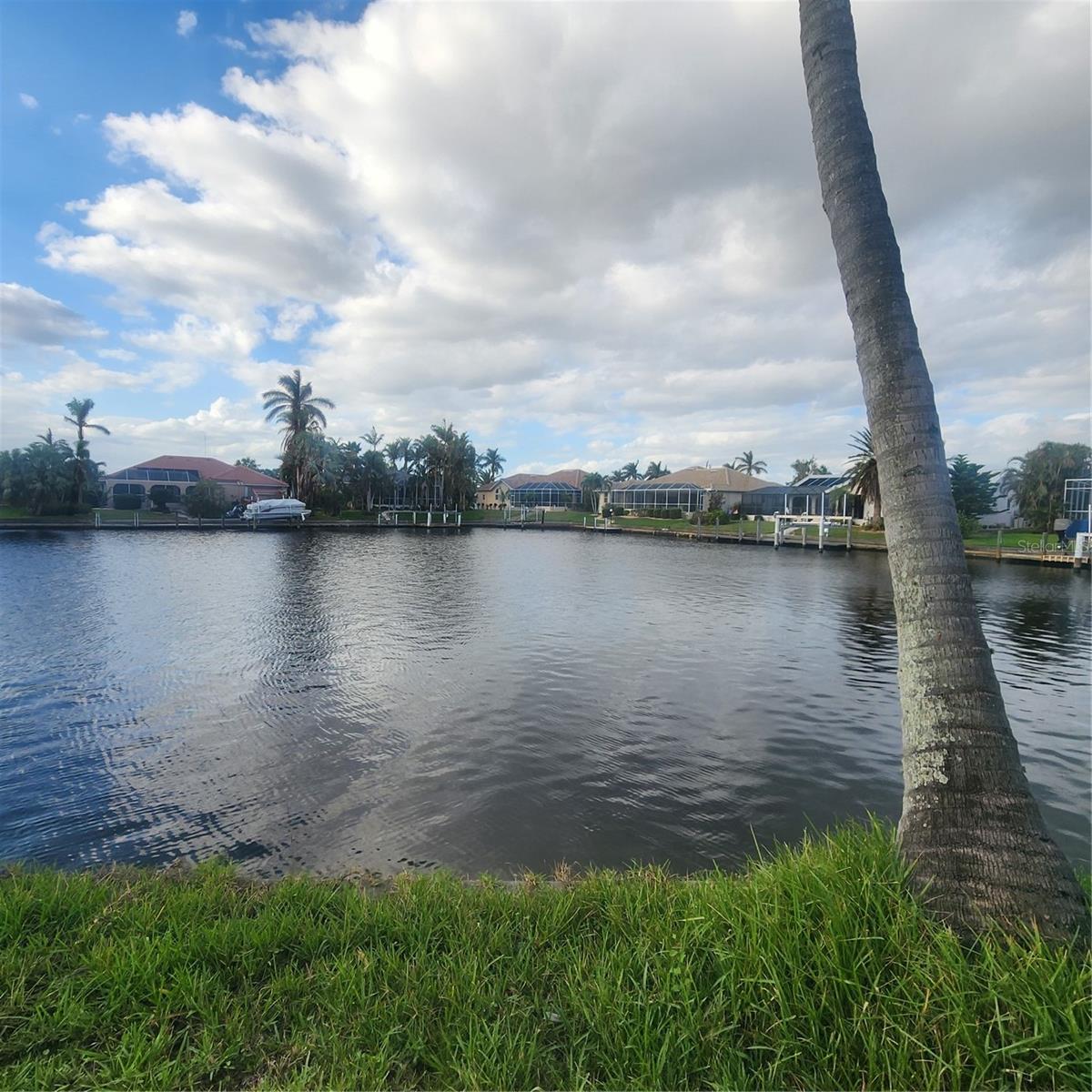 3907 MADRID CT, PUNTA GORDA, FL — photo 3