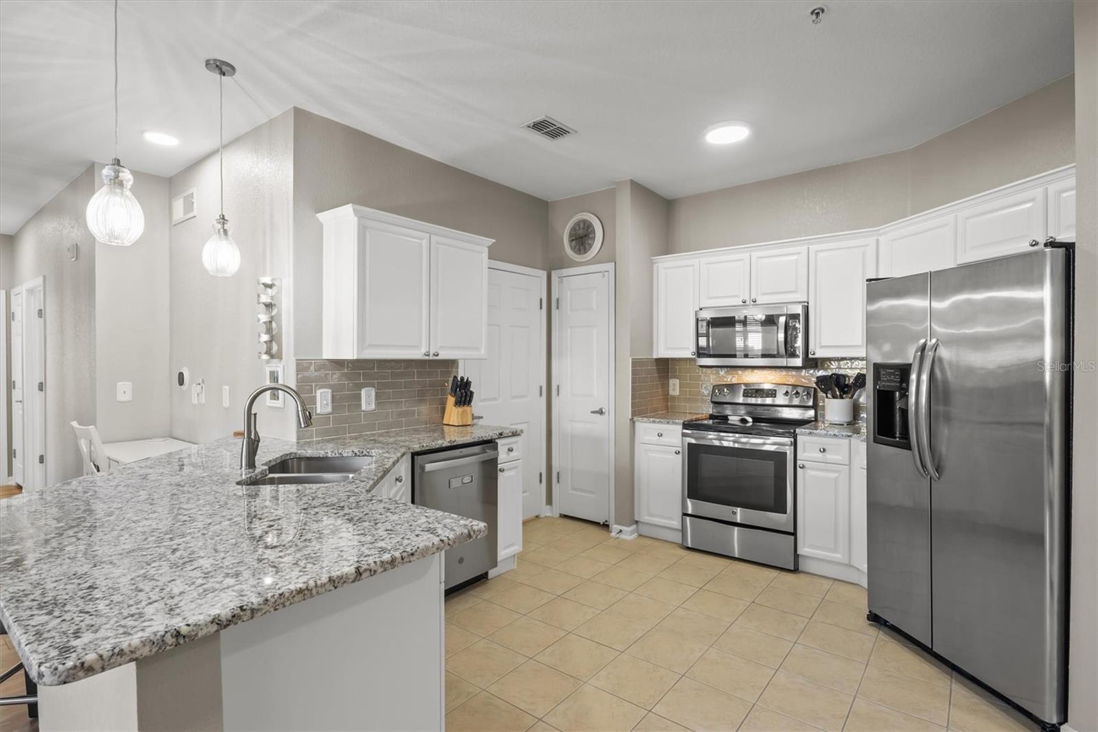 301 TERRACE RIDGE CIR #301, DAVENPORT, FL — photo 5