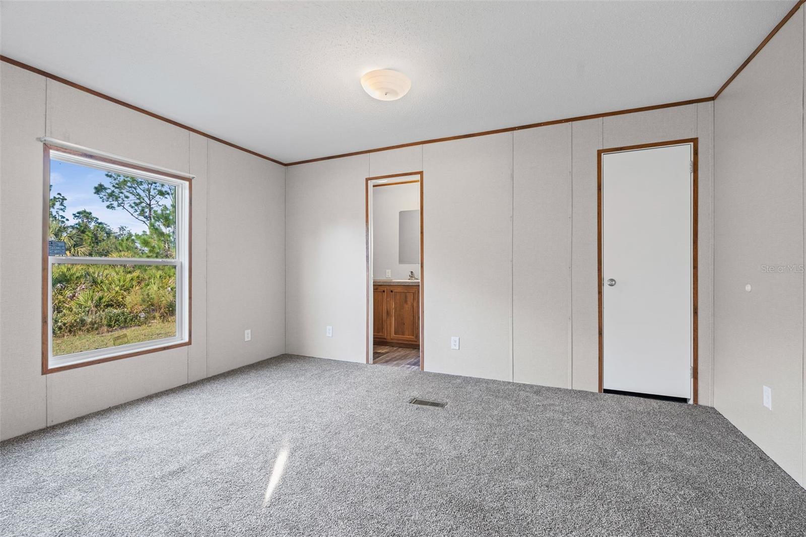 8414 SWEDEN BLVD, PUNTA GORDA, FL — photo 12