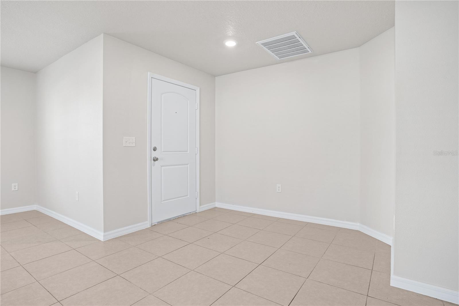 1621 ORNE ST, MASCOTTE, FL — photo 5