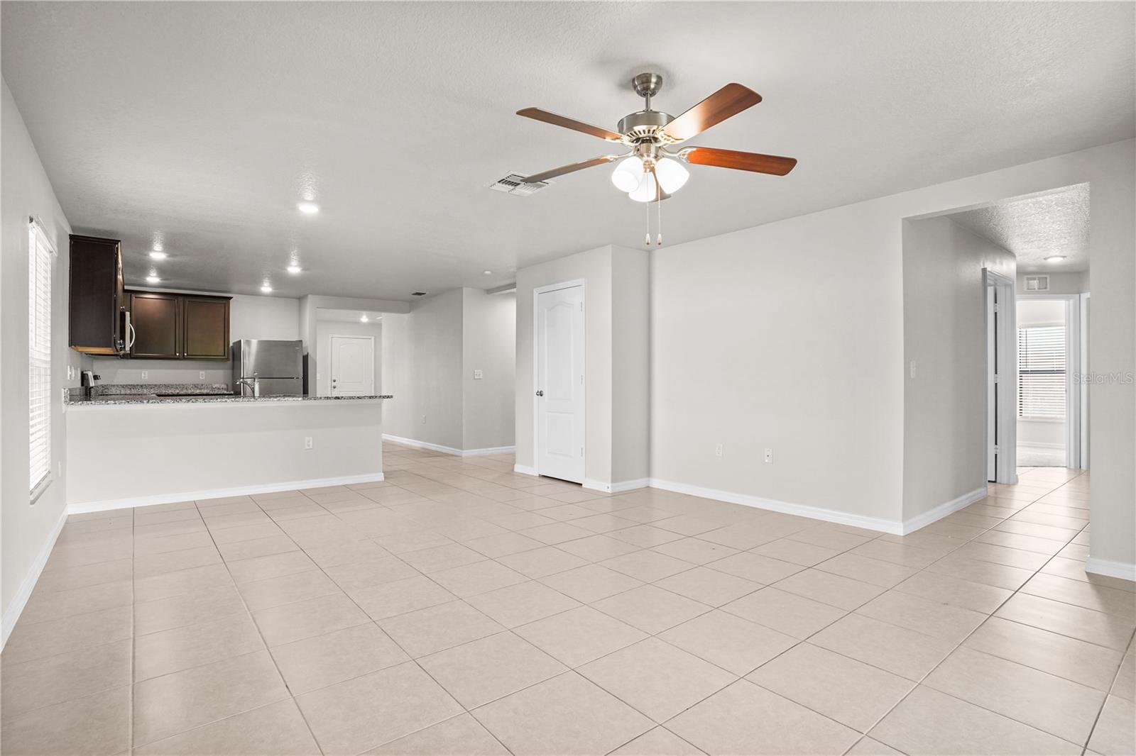 1621 ORNE ST, MASCOTTE, FL — photo 28