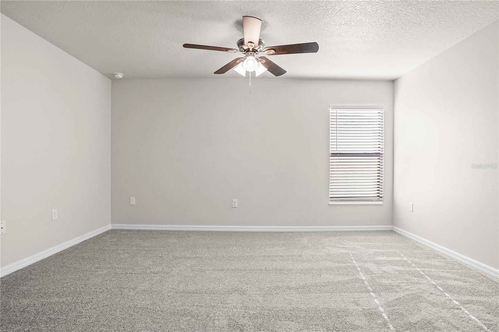 1621 ORNE ST, MASCOTTE, FL — photo 35