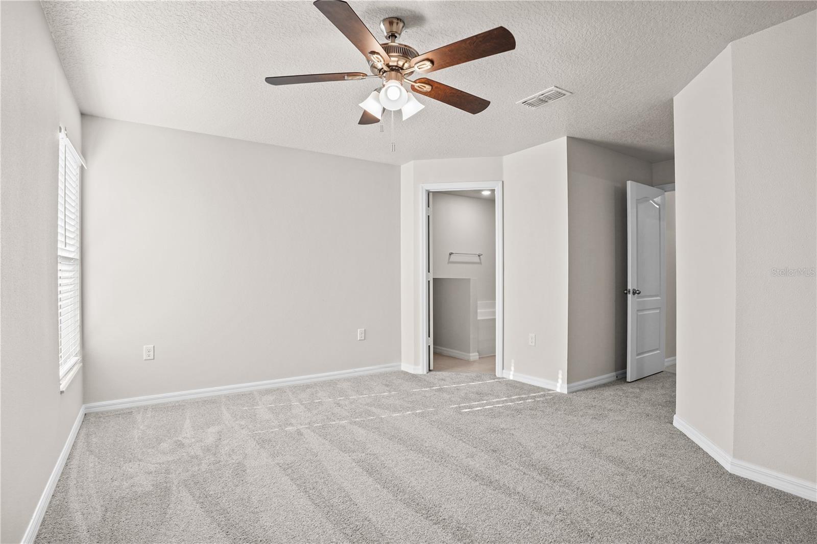 1621 ORNE ST, MASCOTTE, FL — photo 37