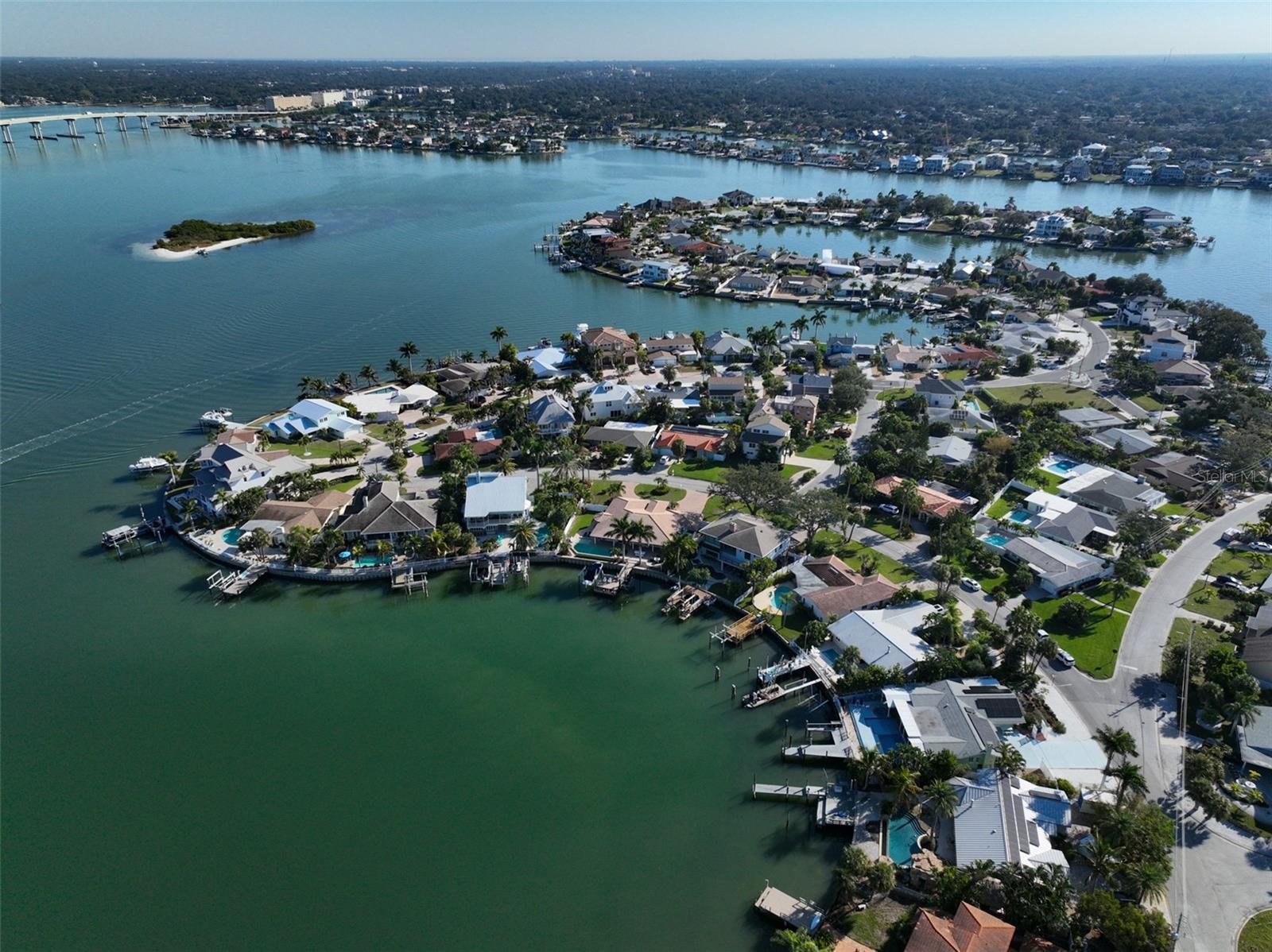 410 HARBOR DR N, INDIAN ROCKS BEACH, FL — photo 5