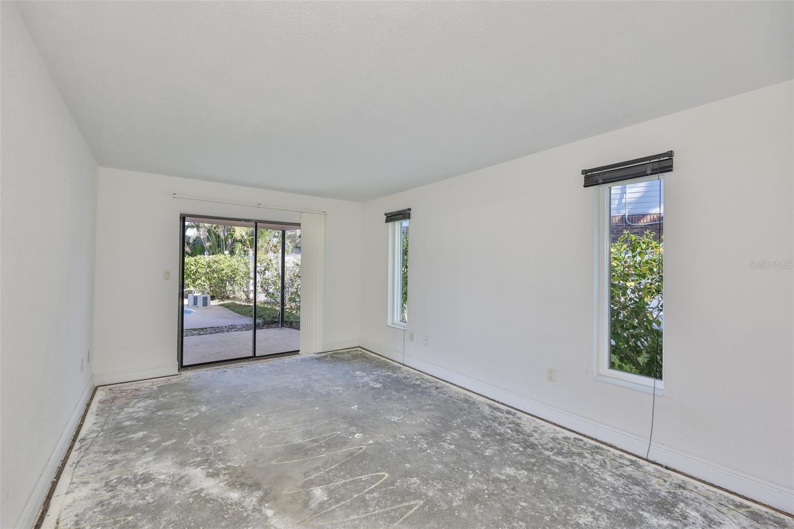 410 HARBOR DR N, INDIAN ROCKS BEACH, FL — photo 22