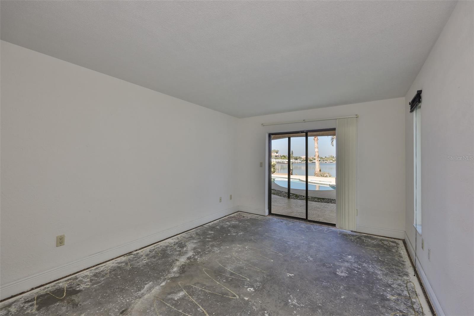 410 HARBOR DR N, INDIAN ROCKS BEACH, FL — photo 23