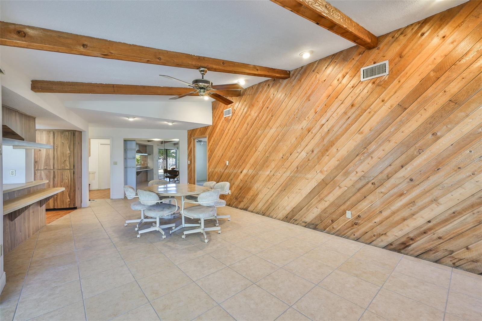 410 HARBOR DR N, INDIAN ROCKS BEACH, FL — photo 25